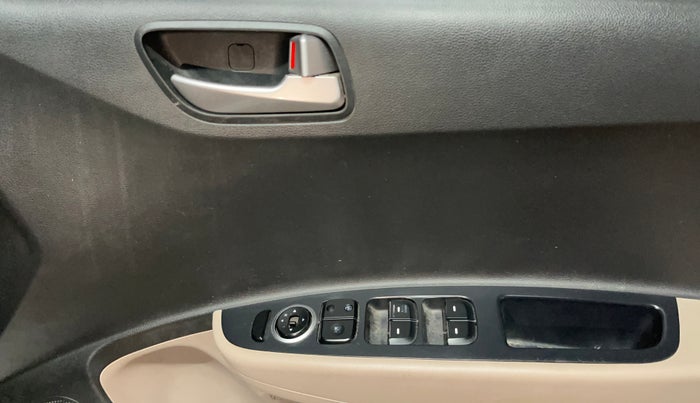 2016 Hyundai Xcent S 1.2, Petrol, Manual, 84,129 km, Driver Side Door Panels Control