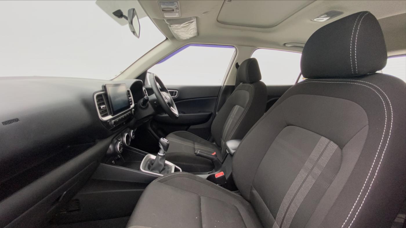 2021 Hyundai VENUE SX 1.0 GDI IMT, Petrol, Manual, 16,435 km, Right Side Front Door Cabin