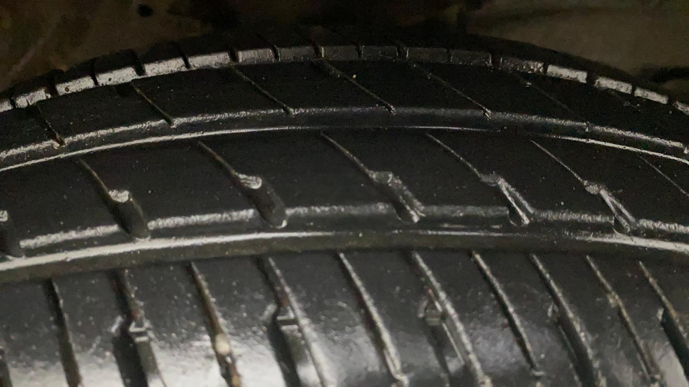 2023 Maruti Alto K10 VXI PLUS AMT, Petrol, Automatic, 14,300 km, Right Front Tyre Tread