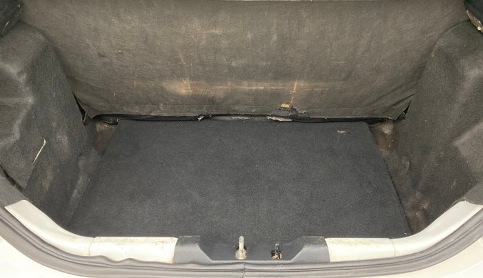 2017 Tata Tiago XZ 1.2 REVOTRON, Petrol, Manual, 28,838 km, Boot Inside