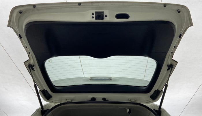 2017 Toyota Innova Crysta 2.7 ZX AT 7 STR, Petrol, Automatic, 85,231 km, Boot Door Open