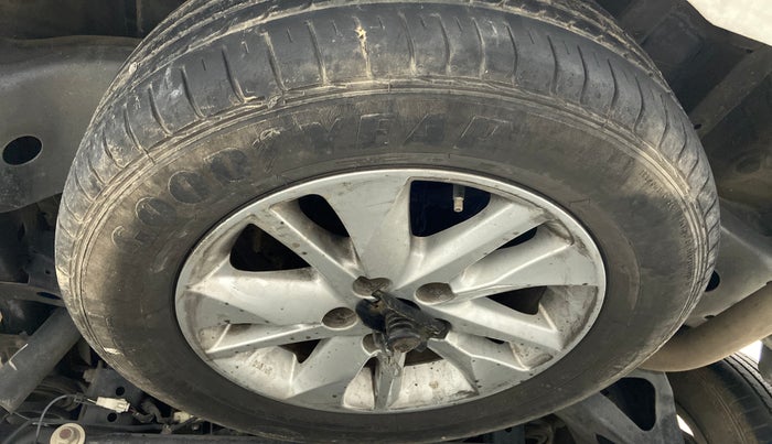 2017 Toyota Innova Crysta 2.7 ZX AT 7 STR, Petrol, Automatic, 85,231 km, Spare Tyre