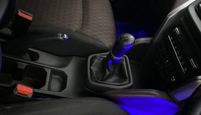 2023 Maruti Grand Vitara DELTA CNG, CNG, Manual, 43,271 km, Gear Lever