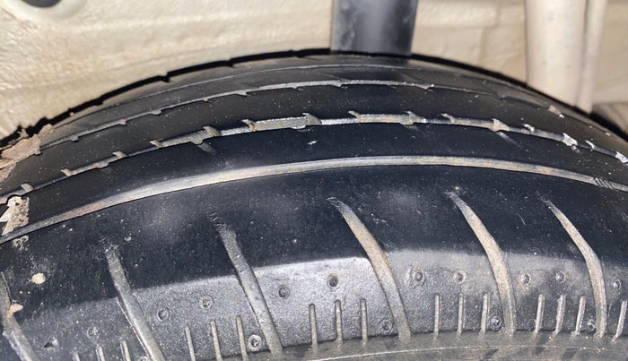 2018 Maruti Celerio ZXI, Petrol, Manual, 75,453 km, Left Rear Tyre Tread