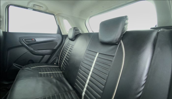 2019 Maruti Vitara Brezza VDI, Diesel, Manual, 25,691 km, Right Side Rear Door Cabin