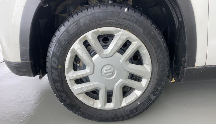 2019 Maruti Vitara Brezza VDI, Diesel, Manual, 25,691 km, Left Front Wheel