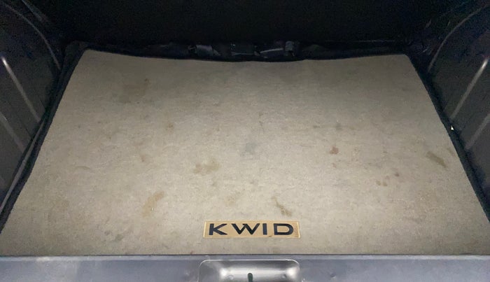 2018 Renault Kwid RXT 1.0 AMT, Petrol, Automatic, 32,655 km, Boot Inside