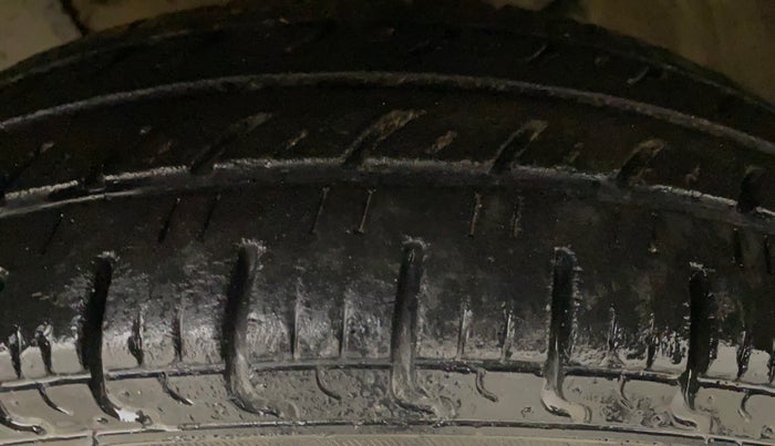 2018 Renault Kwid RXT 1.0 AMT, Petrol, Automatic, 32,655 km, Left Front Tyre Tread