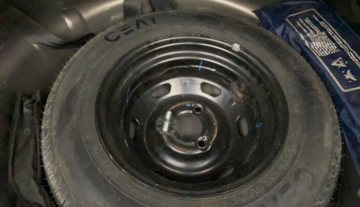 2018 Renault Kwid RXT 1.0 AMT, Petrol, Automatic, 32,655 km, Spare Tyre