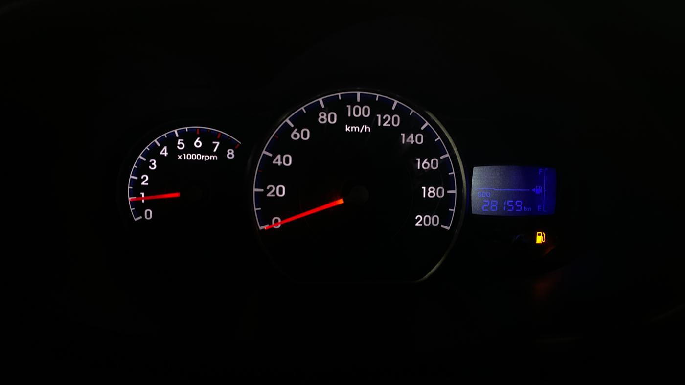 2015 Hyundai i10 SPORTZ 1.1, Petrol, Manual, 28,145 km, Odometer Image