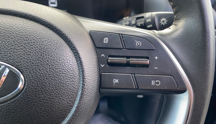 2022 Hyundai NEW I20 ASTA (O) 1.2 MT, Petrol, Manual, 33,000 km, Adaptive Cruise Control