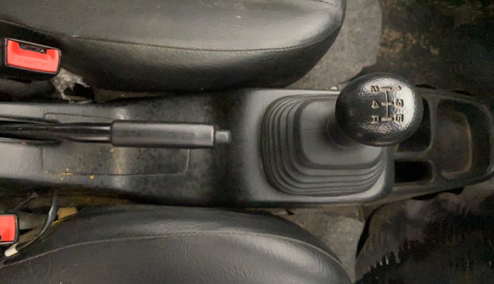 2022 Maruti Eeco 5 STR AC CNG (O), CNG, Manual, 15,500 km, Gear Lever