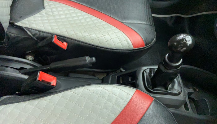 2017 Maruti Alto 800 LXI, Petrol, Manual, 63,567 km, Gear Lever
