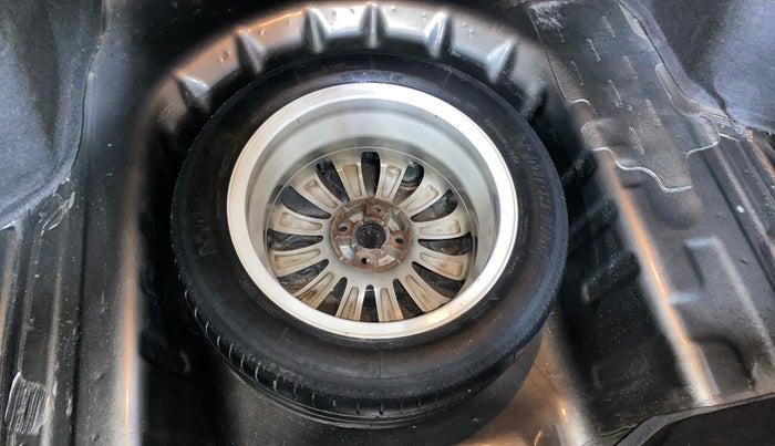 2018 Maruti Ciaz ALPHA 1.5 SHVS PETROL, Petrol, Manual, 82,378 km, Spare Tyre