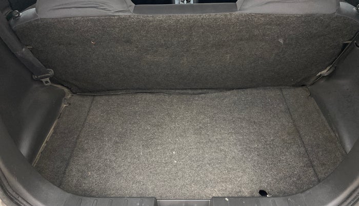 2017 Maruti Alto 800 LXI, Petrol, Manual, 79,411 km, Boot Inside