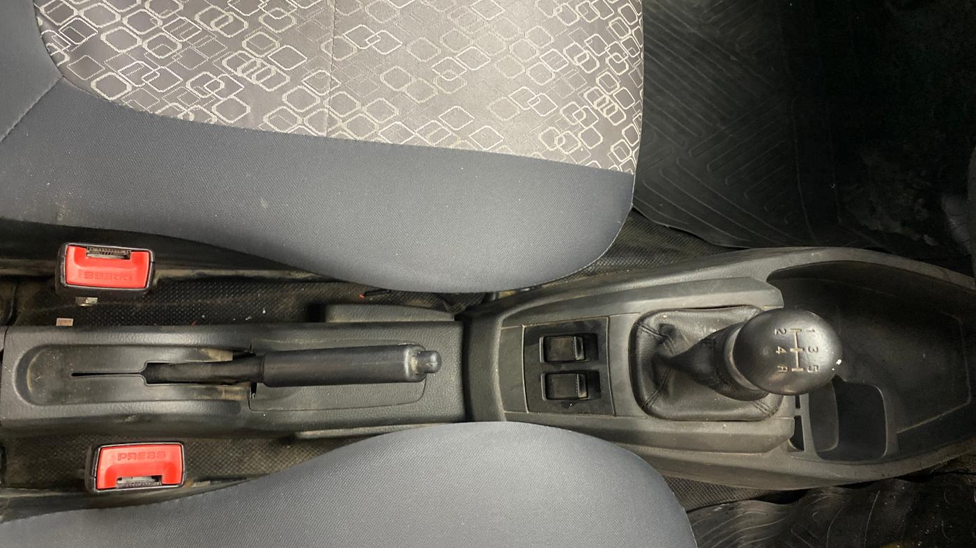 2017 Maruti Alto 800 LXI, Petrol, Manual, 79,411 km, Gear Lever