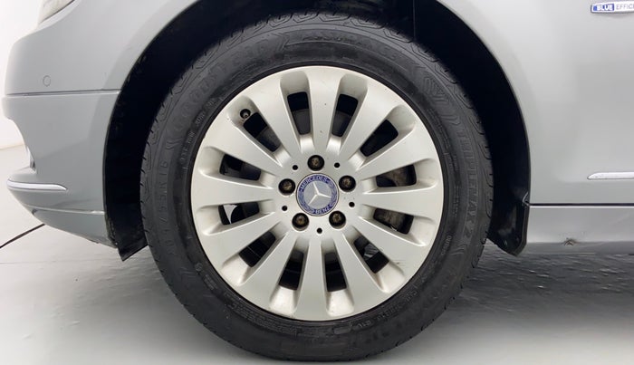 2011 Mercedes Benz C Class 	250 CDI ELEGANCE AT, Diesel, Automatic, 43,438 km, Left Front Wheel