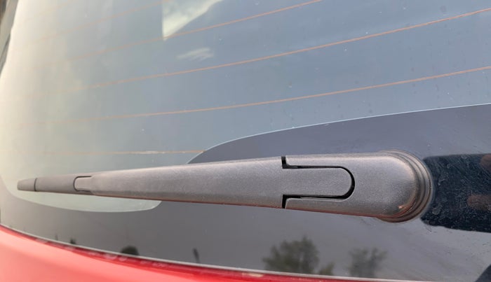 2017 Maruti Vitara Brezza ZDI PLUS DUAL TONE, Diesel, Manual, 98,175 km, Rear Wiper