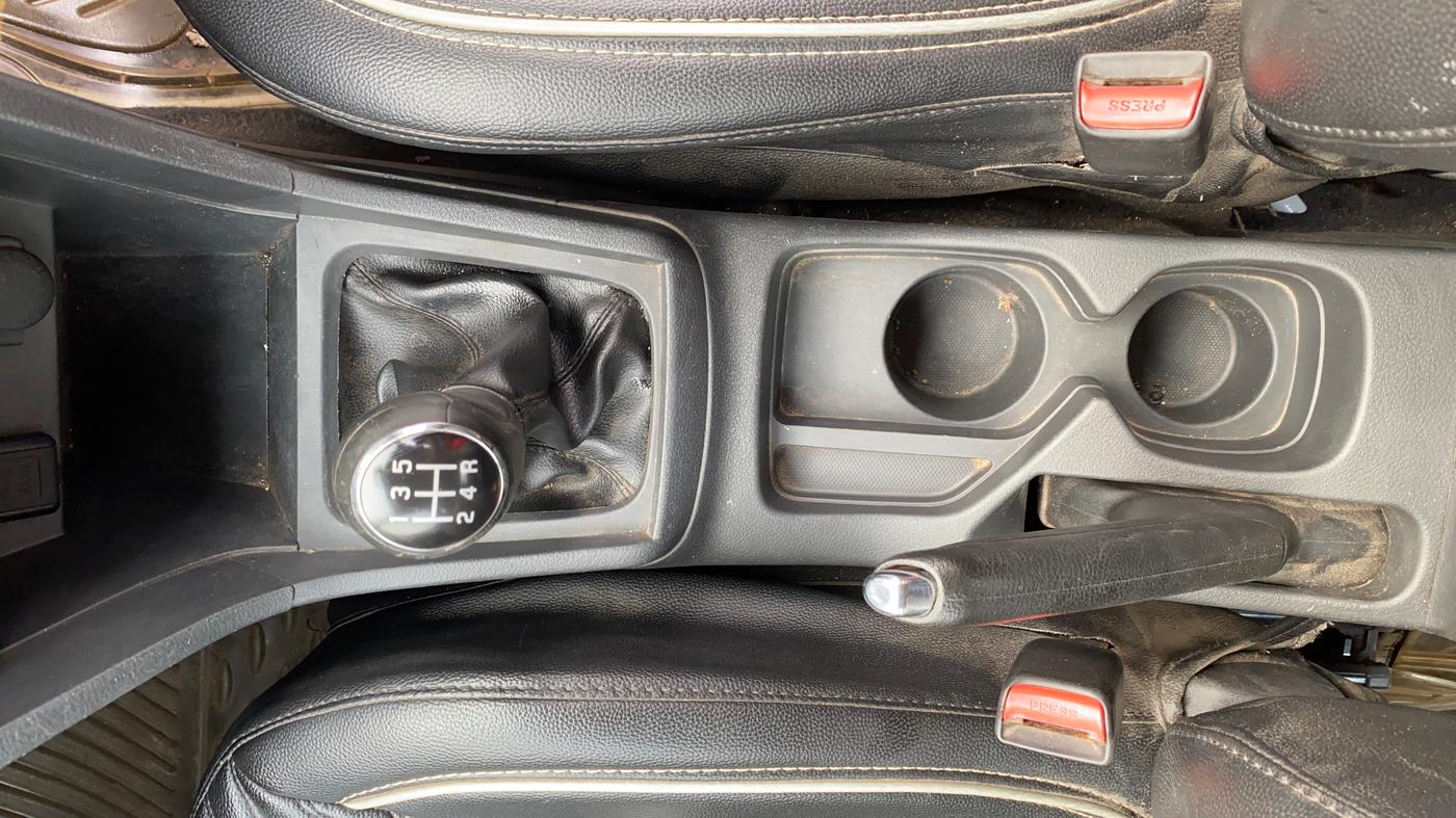 2017 Maruti Vitara Brezza ZDI PLUS DUAL TONE, Diesel, Manual, 98,175 km, Gear Lever