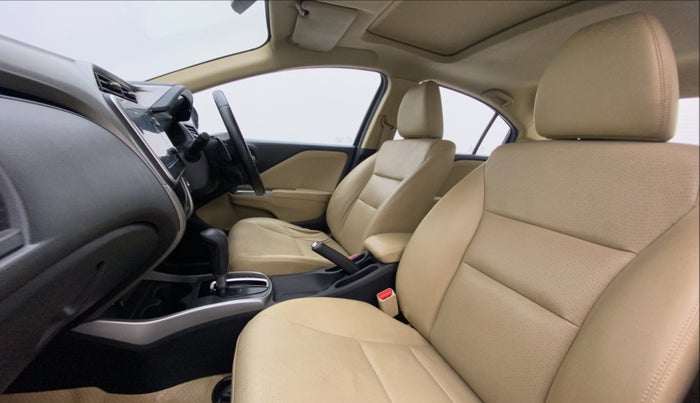 2017 Honda City 1.5L I-VTEC VX CVT, Petrol, Automatic, 1,07,097 km, Right Side Front Door Cabin