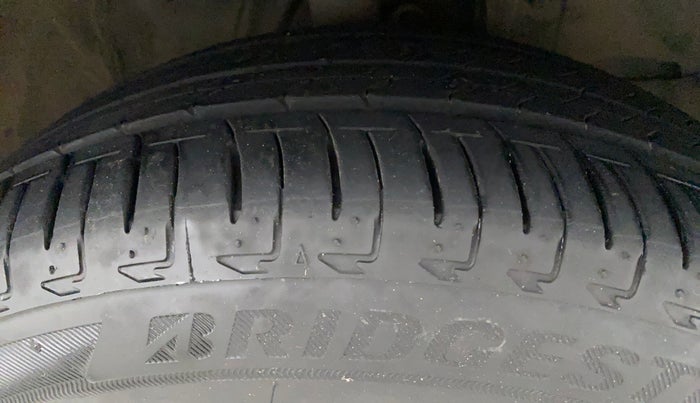 2017 Honda City 1.5L I-VTEC VX CVT, Petrol, Automatic, 1,07,097 km, Right Front Tyre Tread