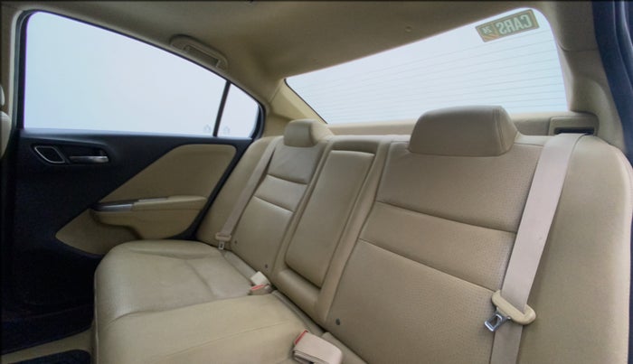 2017 Honda City 1.5L I-VTEC VX CVT, Petrol, Automatic, 1,07,097 km, Right Side Rear Door Cabin