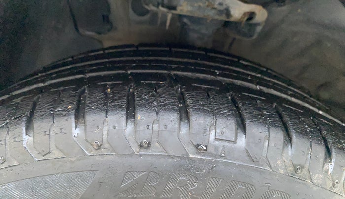 2020 Hyundai Verna SX 1.5 VTVT, Petrol, Manual, 10,417 km, Left Front Tyre Tread