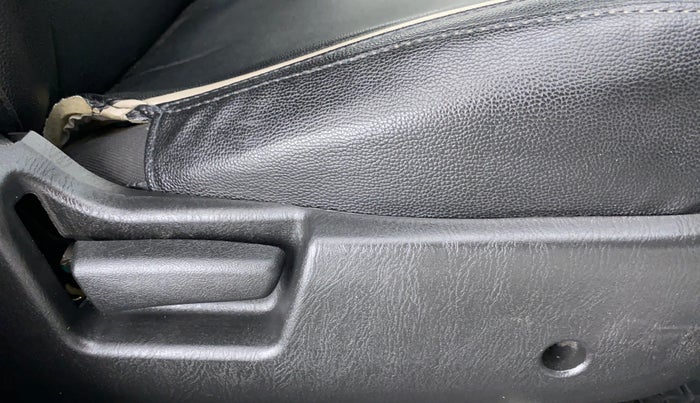 2021 Maruti Alto LXI CNG, CNG, Manual, 23,899 km, Driver Side Adjustment Panel