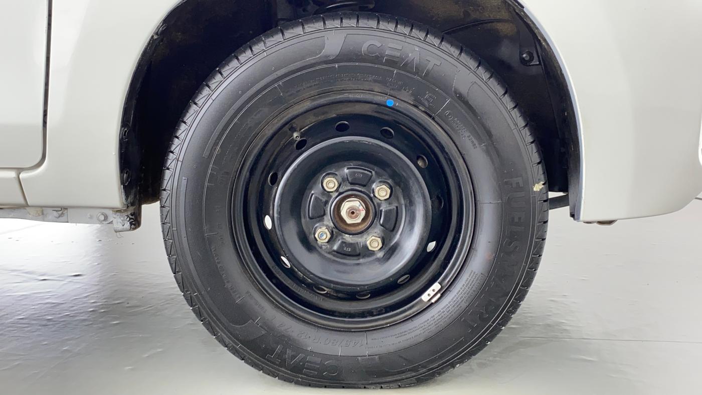 2021 Maruti Alto LXI CNG, CNG, Manual, 23,899 km, Right Front Wheel