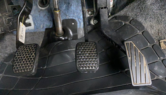 2021 Maruti Alto LXI CNG, CNG, Manual, 23,899 km, Pedals