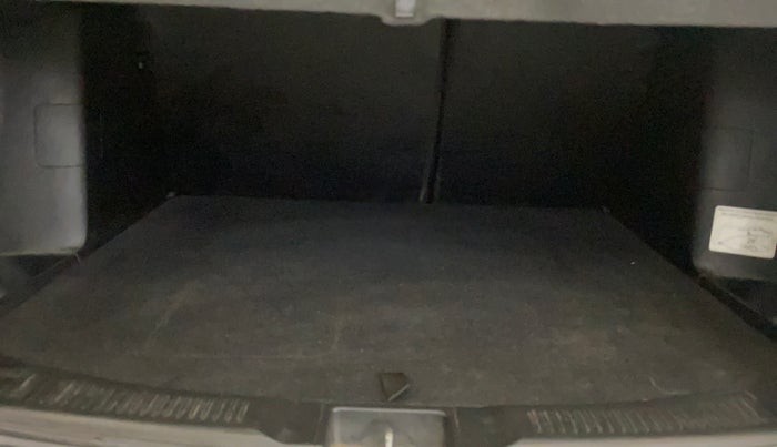 2020 Maruti S Cross ZETA 1.5, Petrol, Manual, 33,344 km, Boot Inside