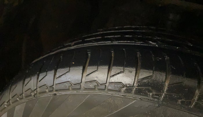 2020 Maruti S Cross ZETA 1.5, Petrol, Manual, 33,344 km, Right Front Tyre Tread