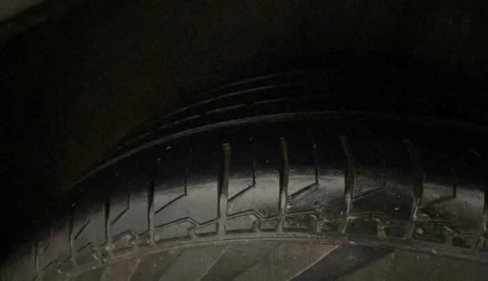 2020 Maruti S Cross ZETA 1.5, Petrol, Manual, 33,344 km, Left Rear Tyre Tread