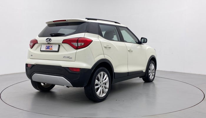 2021 Mahindra XUV300 W8 DIESEL MT, Diesel, Manual, 33,960 km, Right Back Diagonal