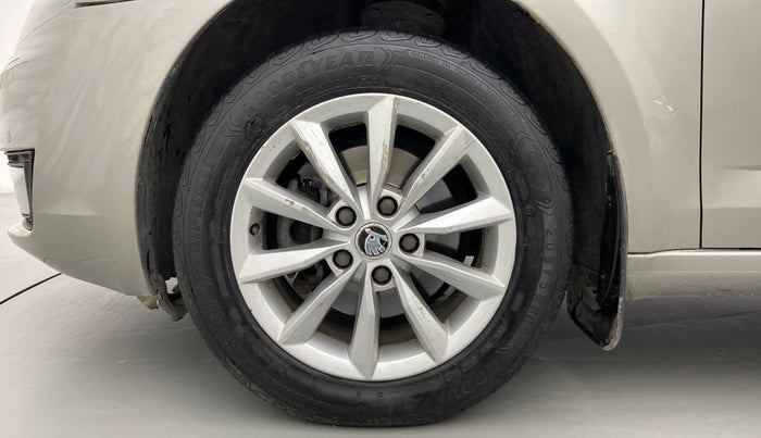 2015 Skoda Octavia ELEGANCE 2.0 TDI AT, Diesel, Automatic, 81,999 km, Left Front Wheel