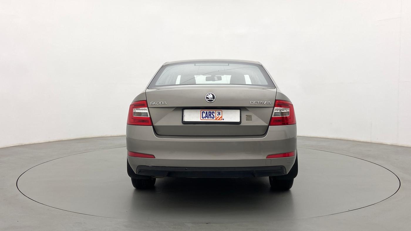 2015 Skoda Octavia ELEGANCE 2.0 TDI AT, Diesel, Automatic, 81,999 km, Back/Rear
