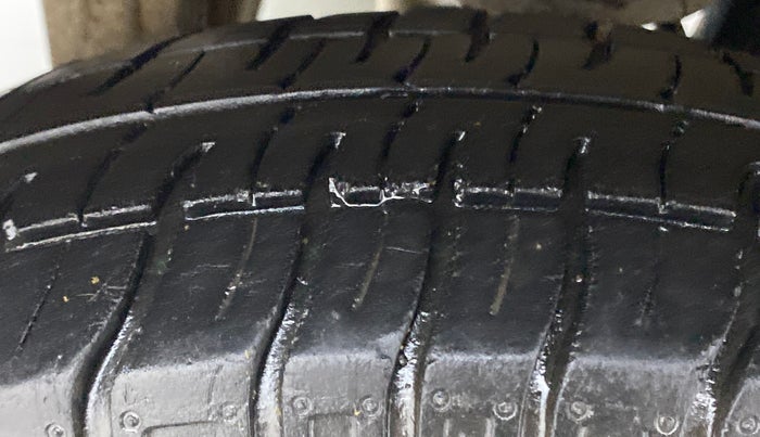2016 Maruti Alto 800 LXI CNG, CNG, Manual, 24,082 km, Right Rear Tyre Tread