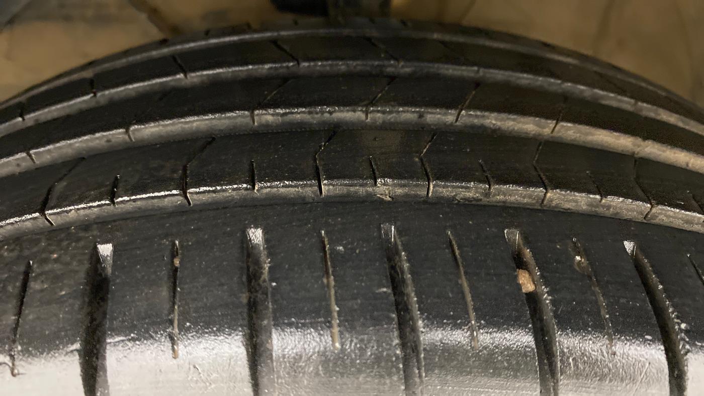 2020 Maruti Baleno ZETA PETROL 1.2, Petrol, Manual, 20,651 km, Left Front Tyre Tread