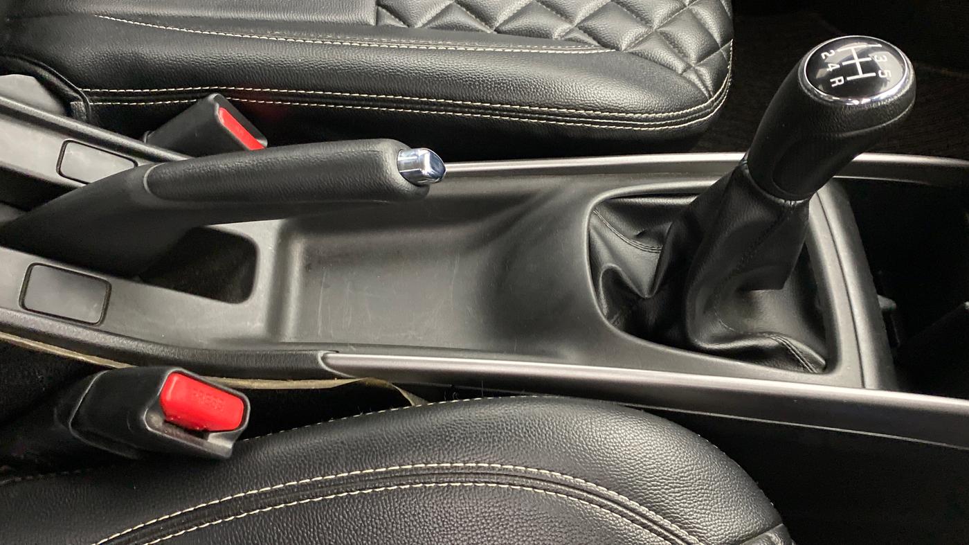 2020 Maruti Baleno ZETA PETROL 1.2, Petrol, Manual, 20,651 km, Gear Lever