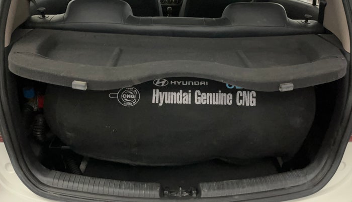 2015 Hyundai Grand i10 MAGNA 1.2 KAPPA VTVT, CNG, Manual, 42,114 km, Boot Inside