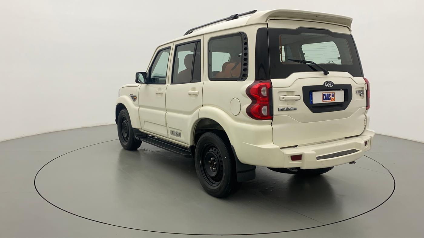 2017 Mahindra Scorpio S6+ INTELL HYBRID, Diesel, Manual, 38,170 km, Left Back Diagonal