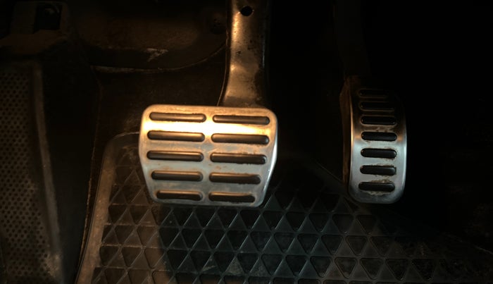 2019 Volkswagen Vento HIGHLINE PLUS 1.2 AT 16 ALLOY, Petrol, Automatic, 78,594 km, Pedals