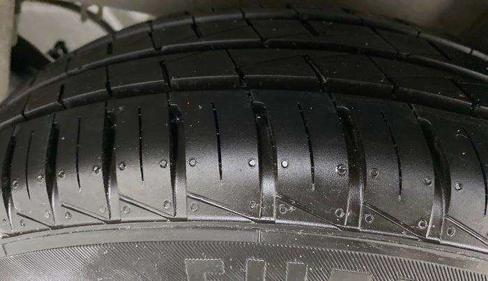 2017 Maruti Celerio ZXI AMT, Petrol, Automatic, 54,763 km, Left Rear Tyre Tread