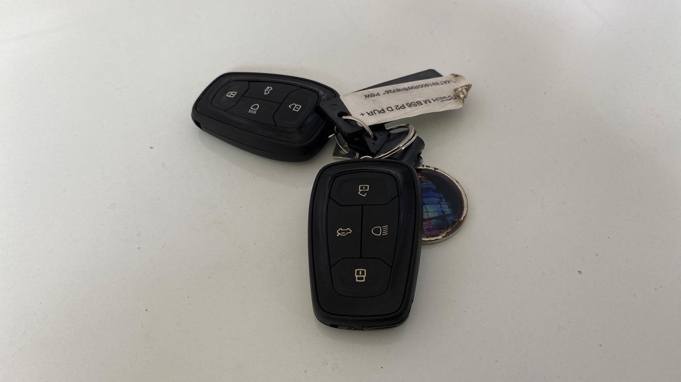 2024 Tata Harrier PURE PLUS, Diesel, Manual, 35,041 km, Key Close Up