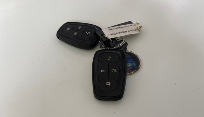 2024 Tata Harrier PURE PLUS, Diesel, Manual, 35,041 km, Key Close Up