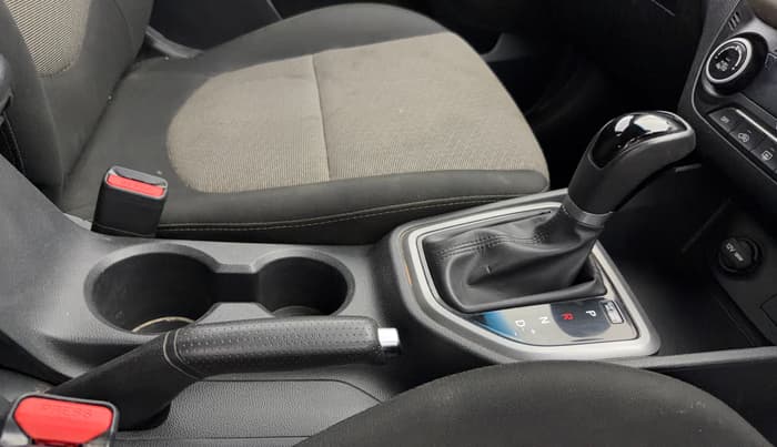 2016 Hyundai Creta SX PLUS AT 1.6 PETROL, Petrol, Automatic, 47,181 km, Gear Lever