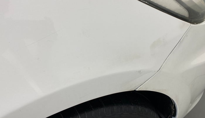2014 Hyundai Verna FLUIDIC 1.6 VTVT SX AT, Petrol, Automatic, 66,351 km, Right fender - Slightly dented