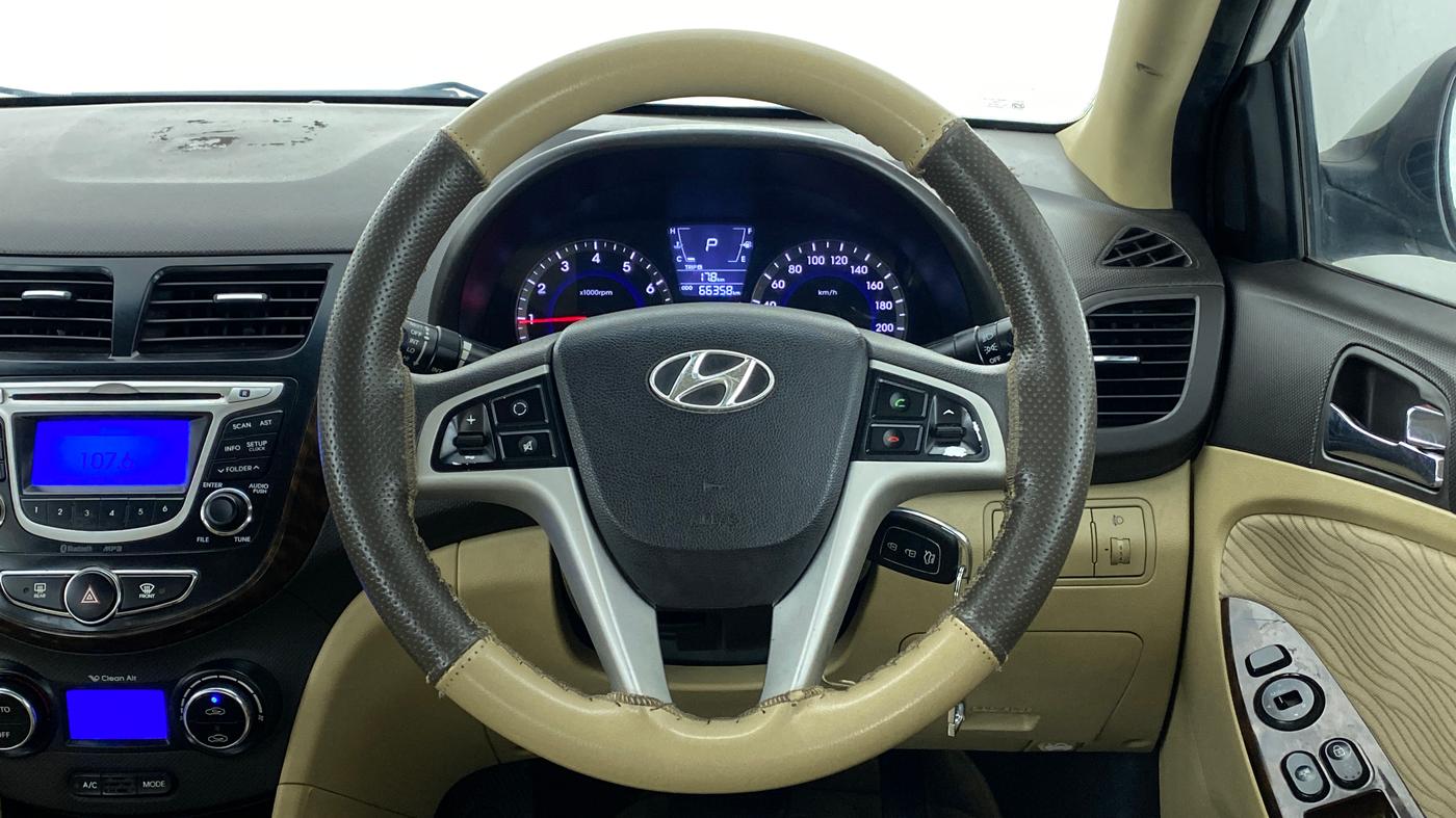 2014 Hyundai Verna FLUIDIC 1.6 VTVT SX AT, Petrol, Automatic, 66,351 km, Steering Wheel Close Up
