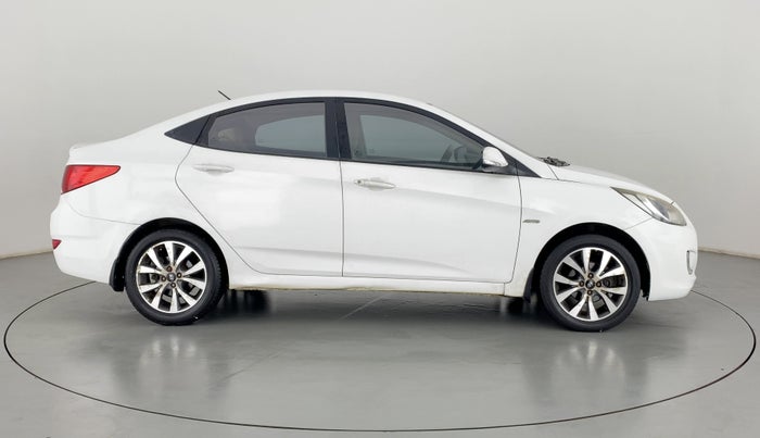 2014 Hyundai Verna FLUIDIC 1.6 VTVT SX AT, Petrol, Automatic, 66,351 km, Right Side View