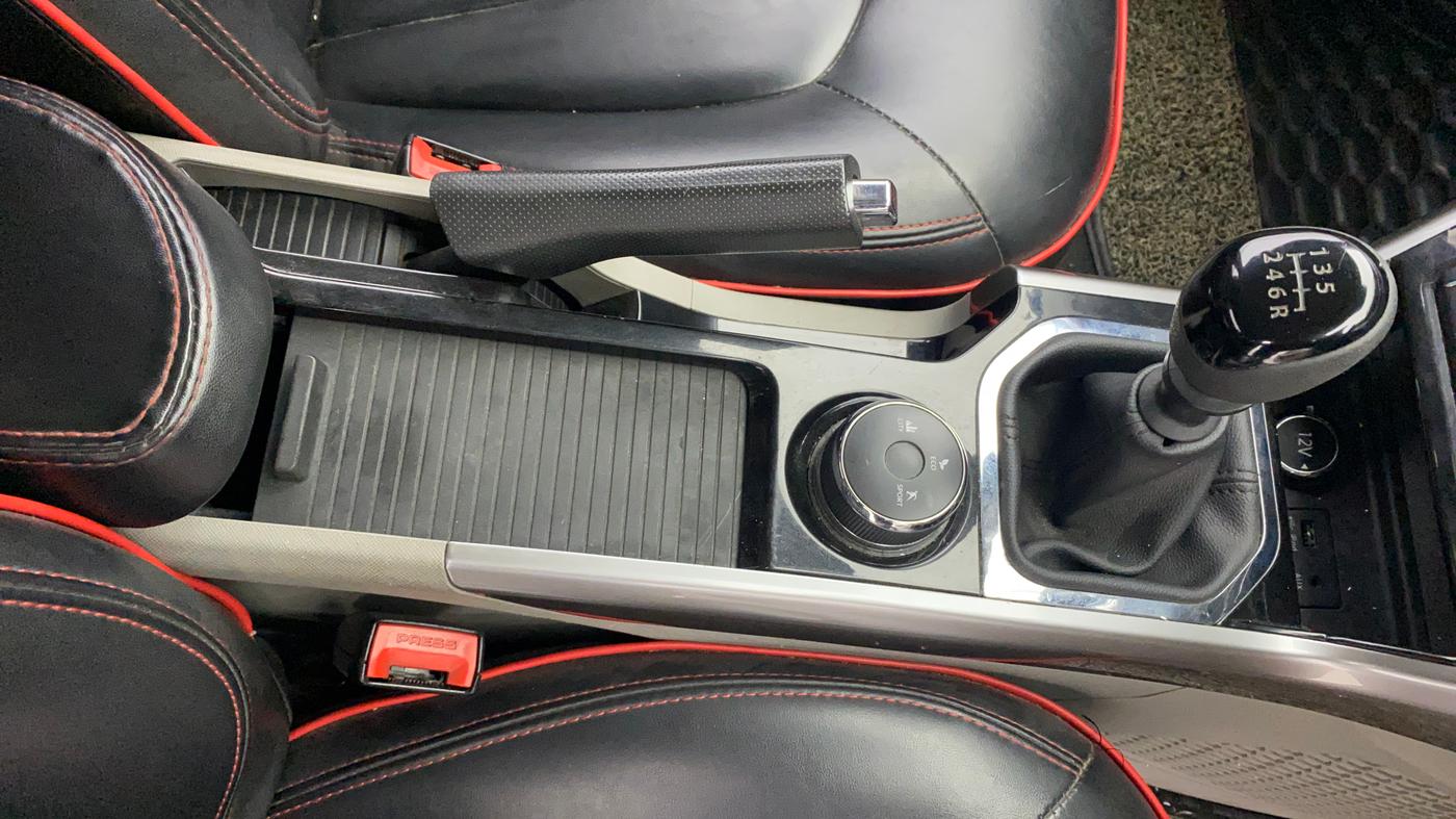 2018 Tata NEXON XZ PLUS DIESEL, Diesel, Manual, 1,27,910 km, Gear Lever
